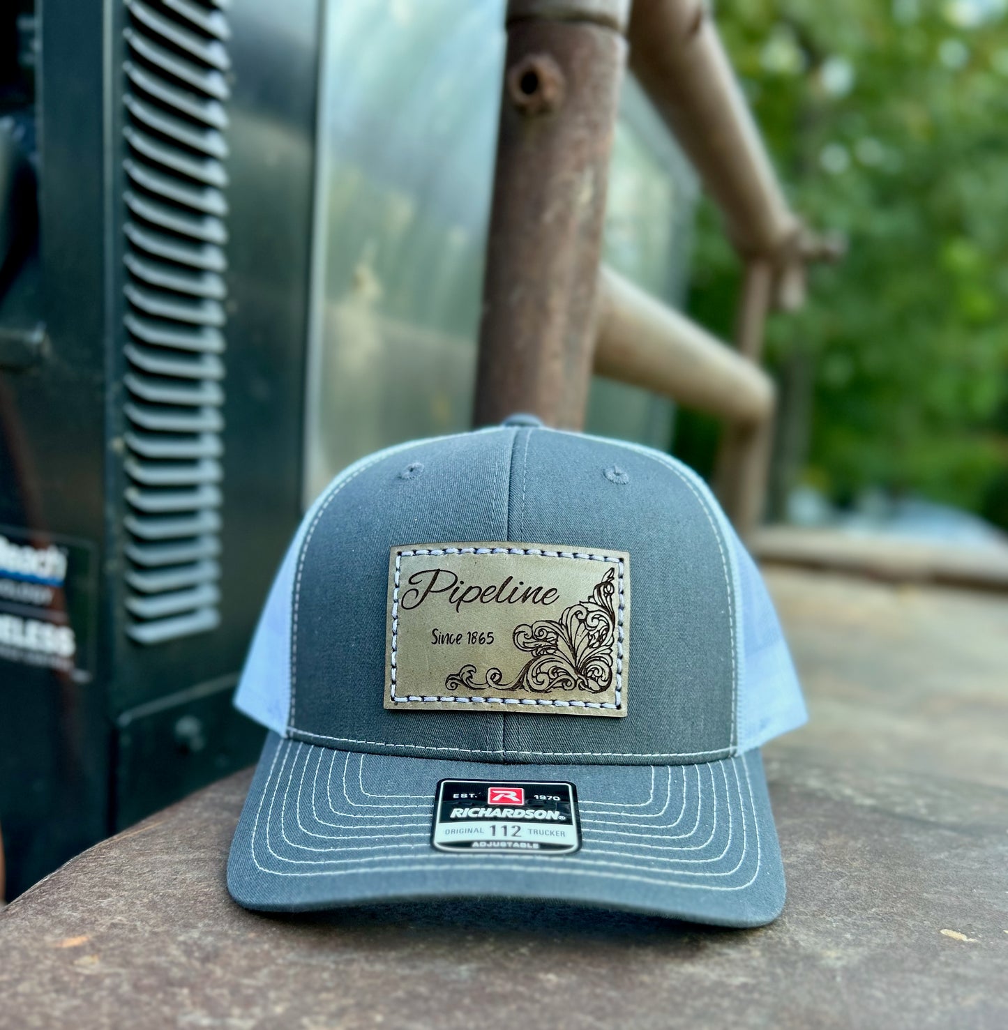 Pipeline Leather Engraved Hat - Grey/White