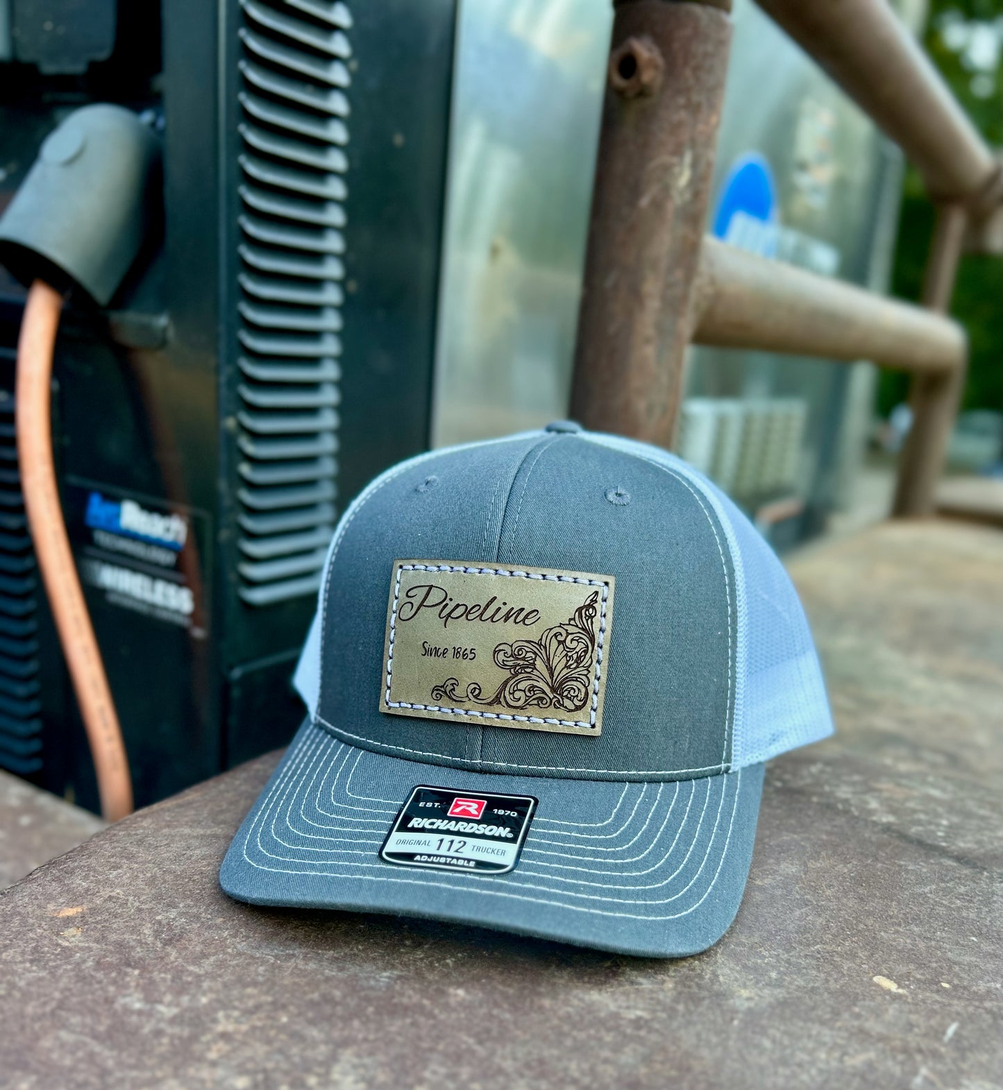 Pipeline Leather Engraved Hat - Grey/White