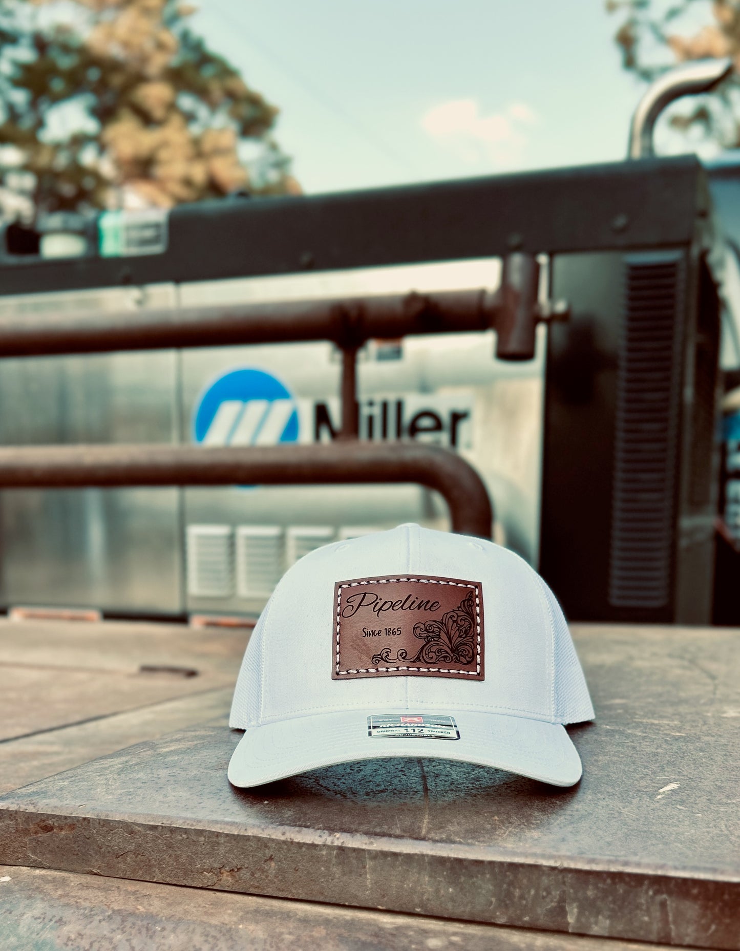Pipeline Leather Engraved Hat - White