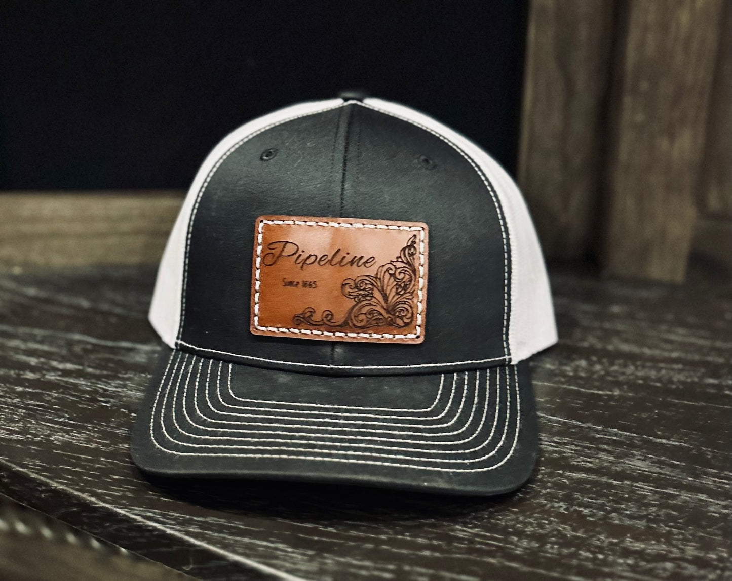 Pipelene Leather Engraved Hat - Black/White