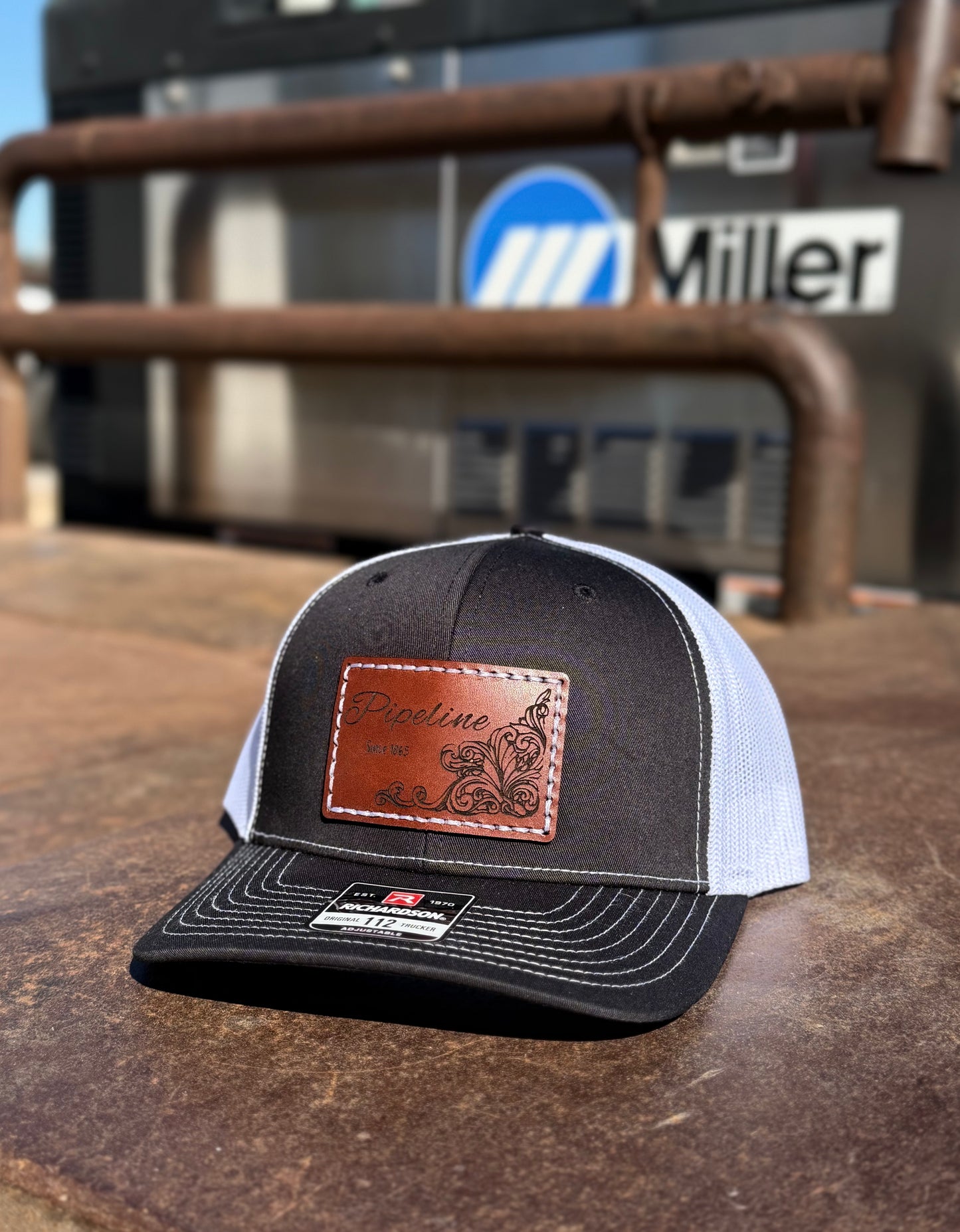 Pipelene Leather Engraved Hat - Black/White